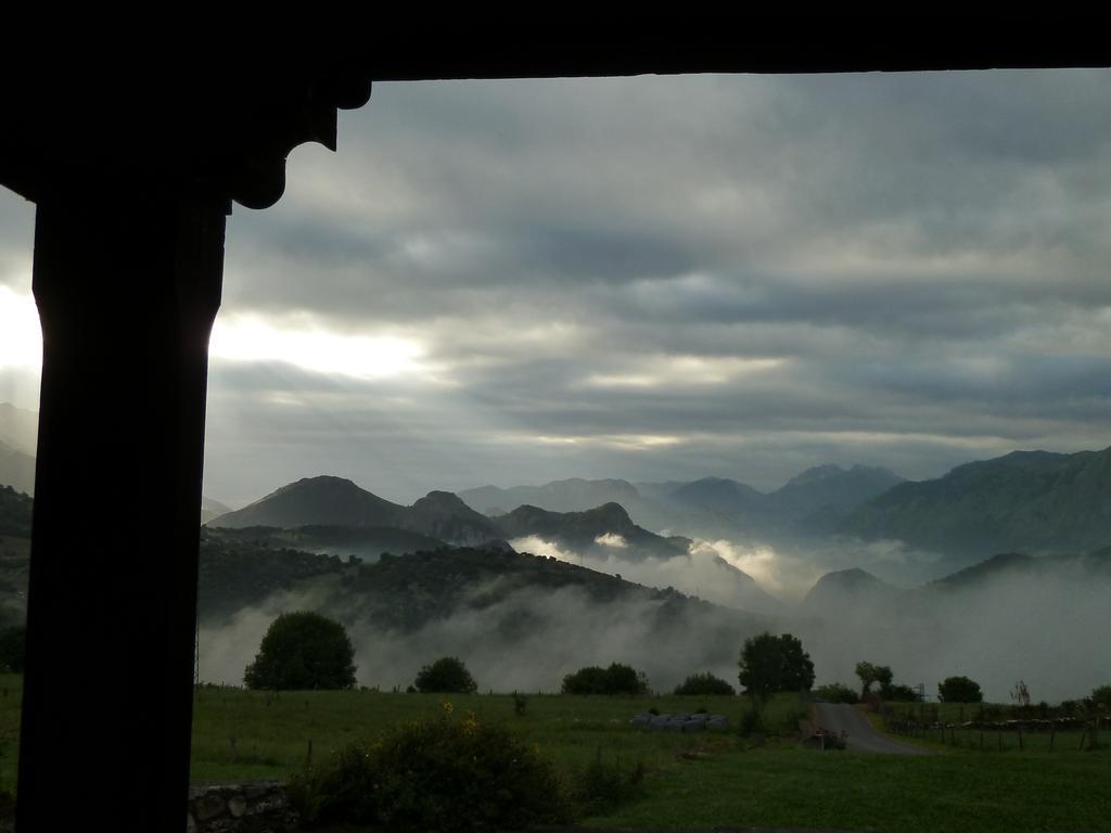 Casa Rural La Cortina Pandiello Exterior photo